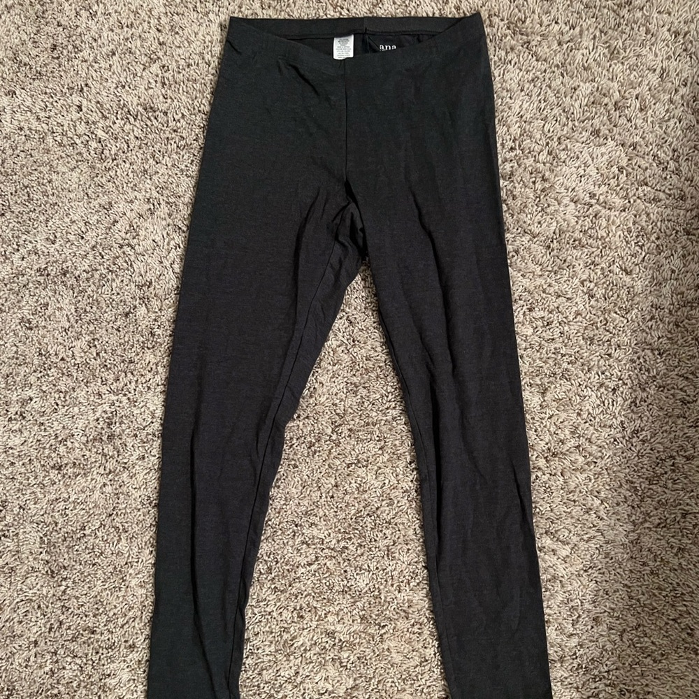 Gray leggings
